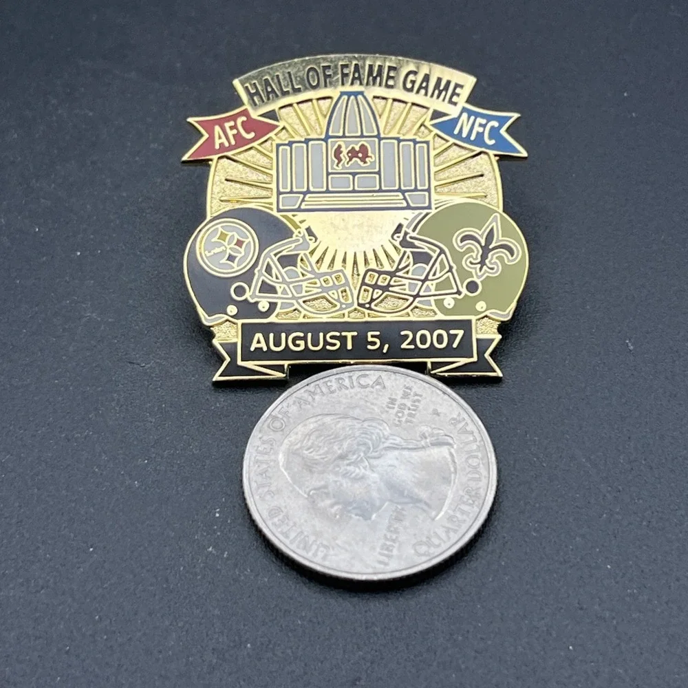 NFL Hall Of Fame Game 2007 Pittsburgh‎ Steelers New Orleans Saints Lapel Hat Pin